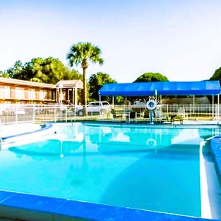 Oyo Hotel Mustang Silver Spring Fl Silver Springs Esterno foto