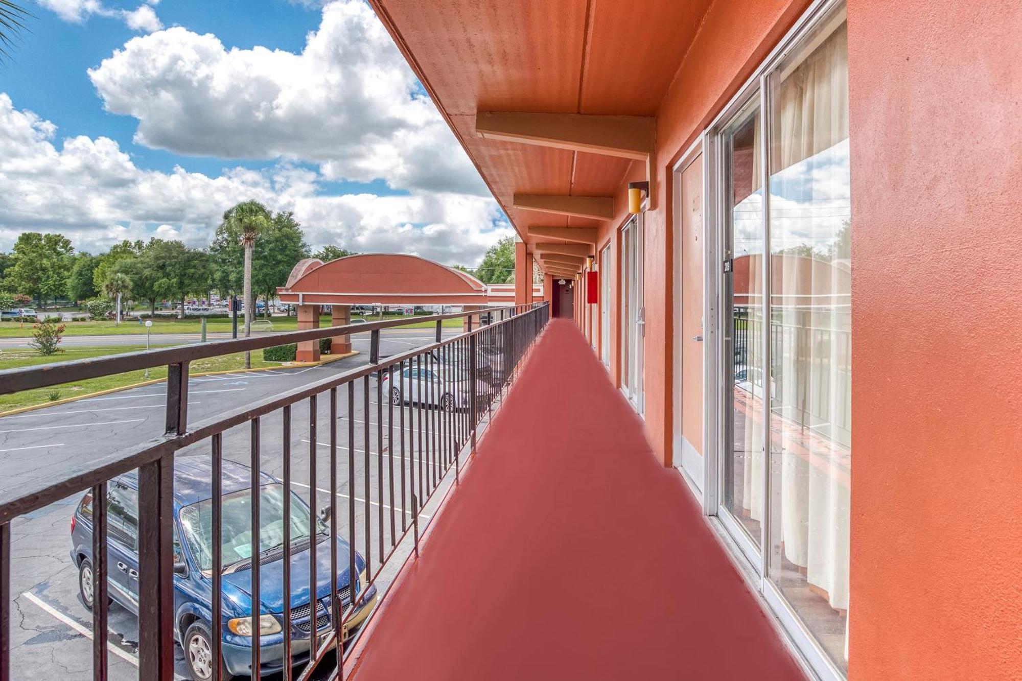 Oyo Hotel Mustang Silver Spring Fl Silver Springs Esterno foto